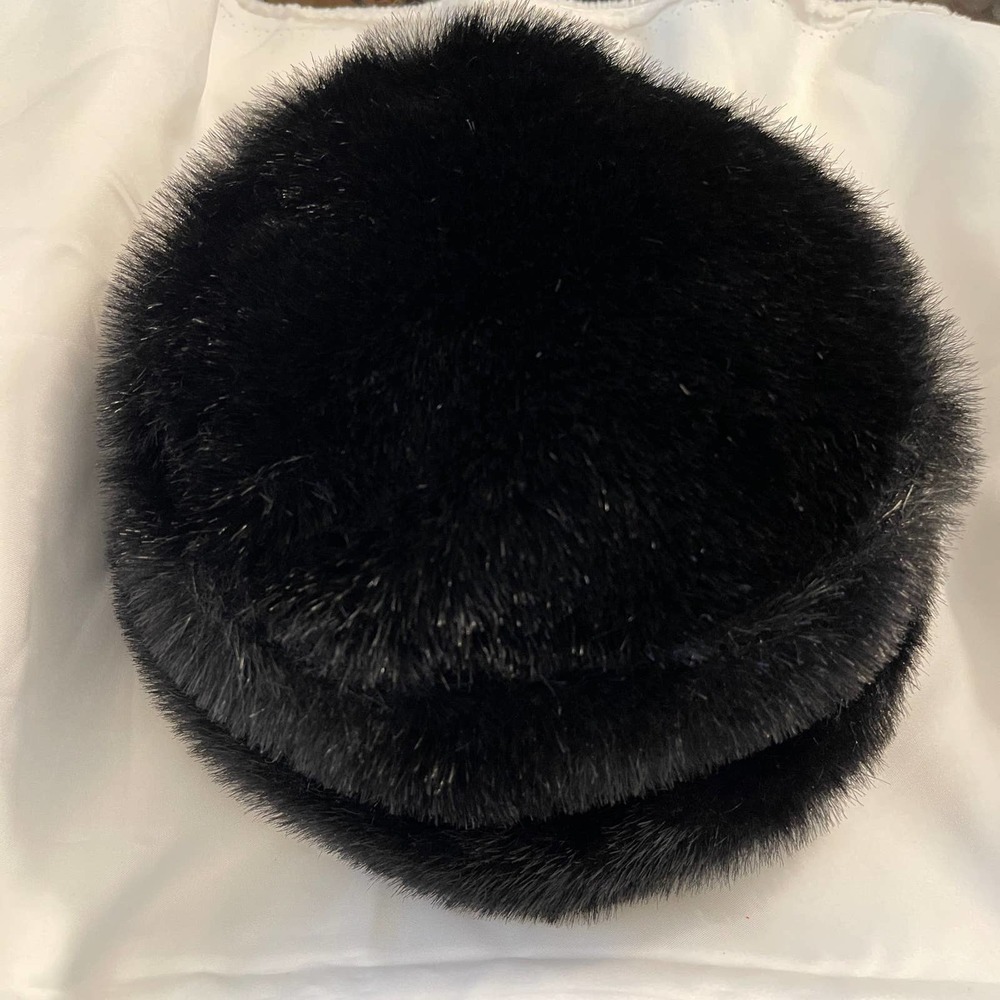 Everitt Faux Fur Black Brim Hat